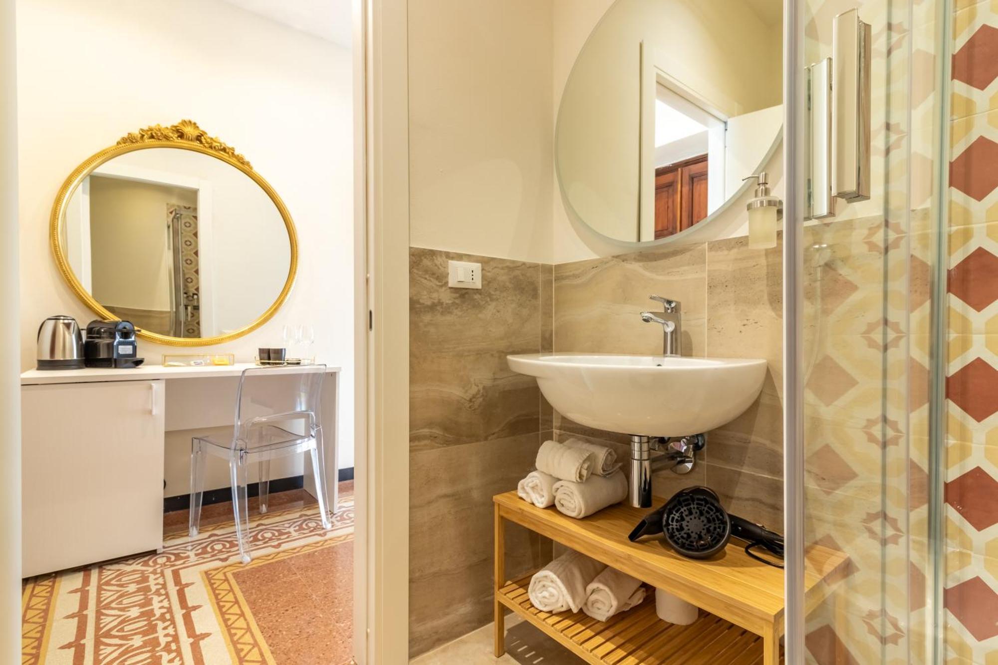 Oldoini Luxury Apartment And Suites La Spezia Exteriör bild